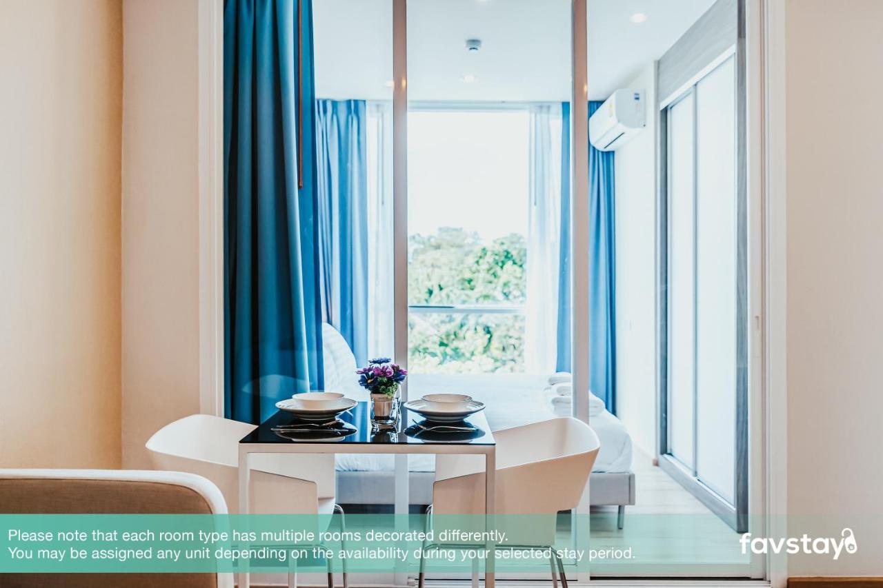 Favstay - The Base Downtown Phuket Extérieur photo