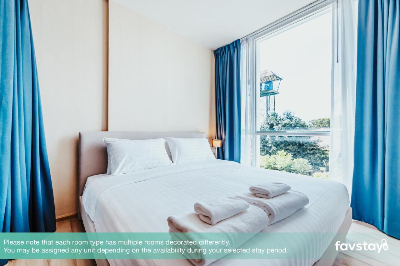 Favstay - The Base Downtown Phuket Extérieur photo