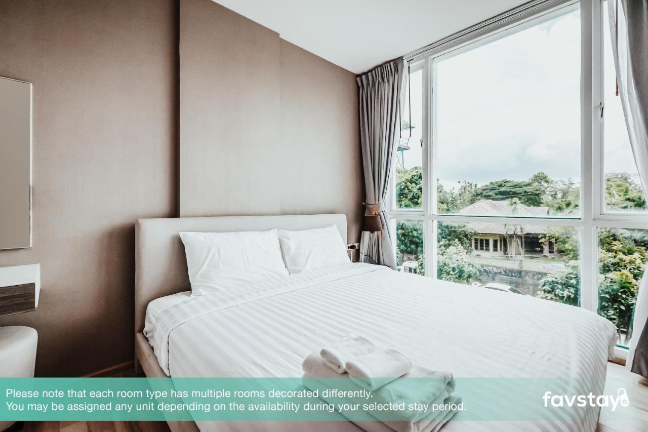 Favstay - The Base Downtown Phuket Extérieur photo