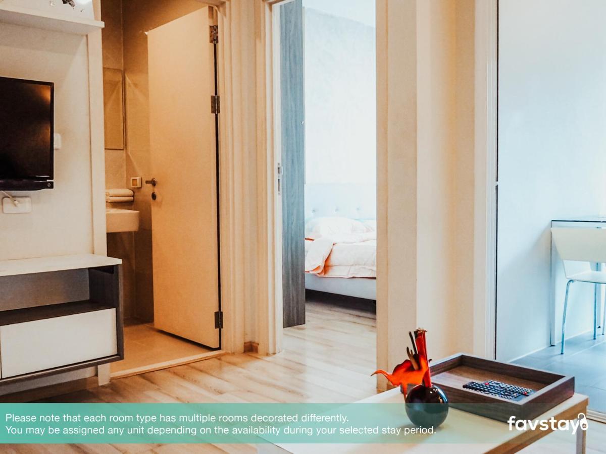Favstay - The Base Downtown Phuket Extérieur photo