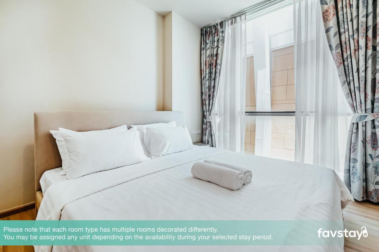 Favstay - The Base Downtown Phuket Extérieur photo