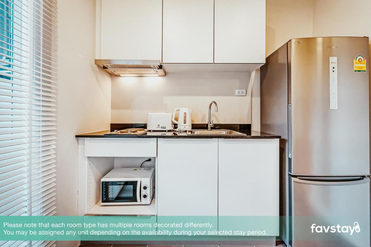Favstay - The Base Downtown Phuket Extérieur photo